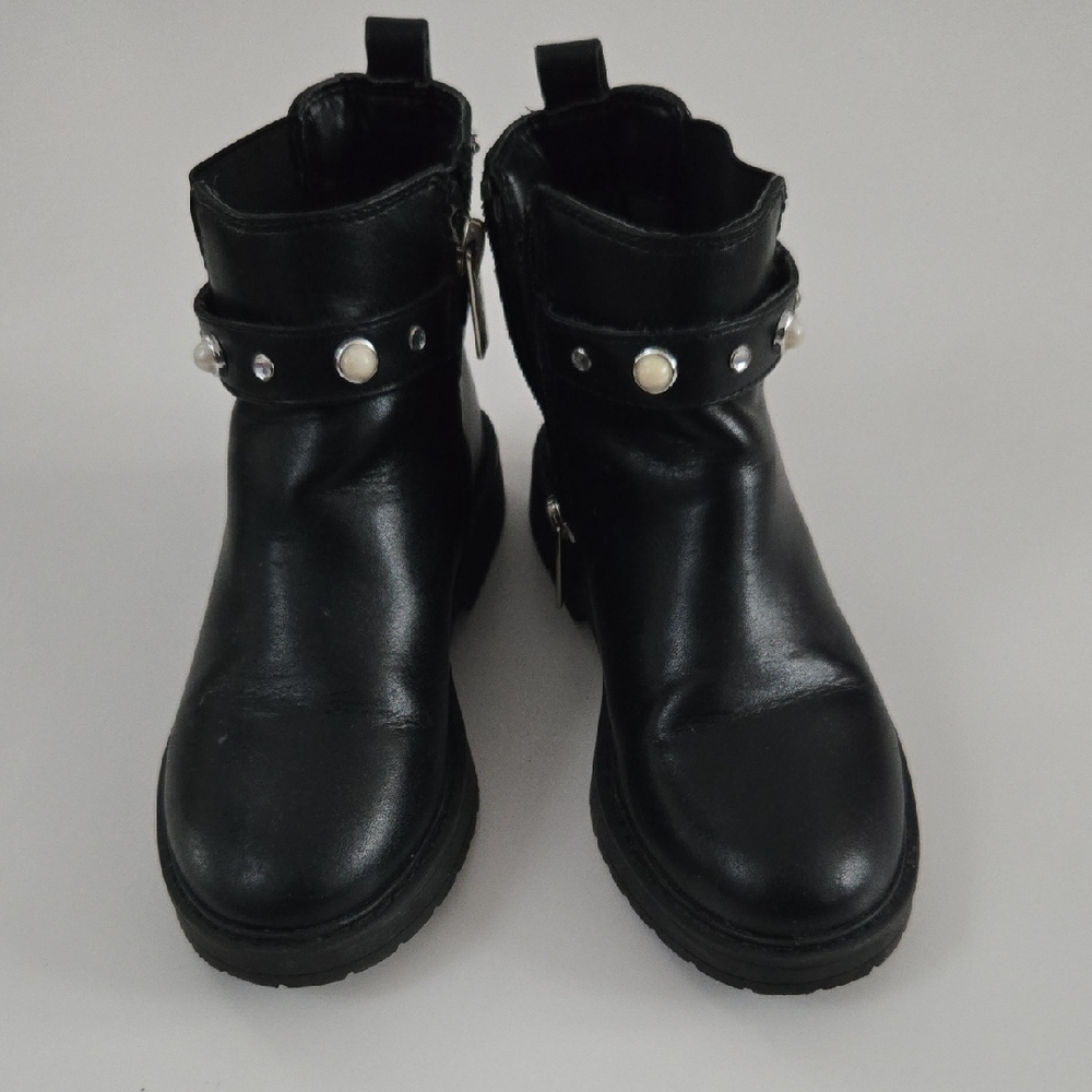 Girls Black Ankle Boots with Pearl Accents Sz 2